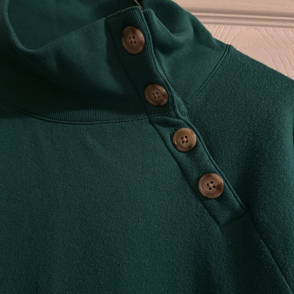 J.Crew pullover - Picture 2 of 6